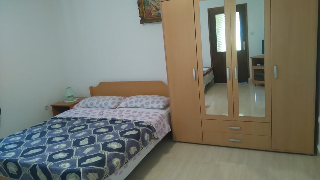 Nella Apartments Šišan 外观 照片